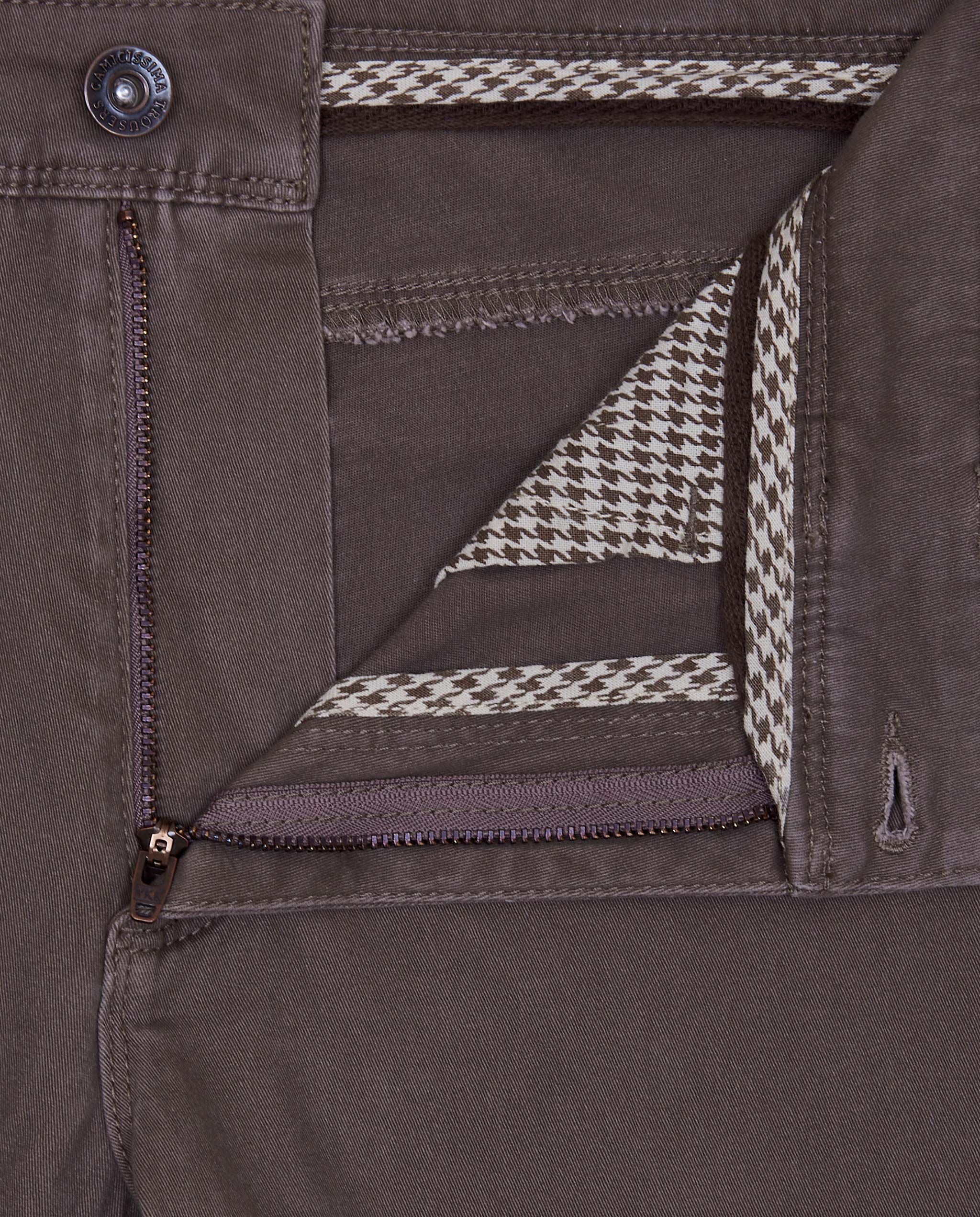 CNPSPKABG0P2157BROWN