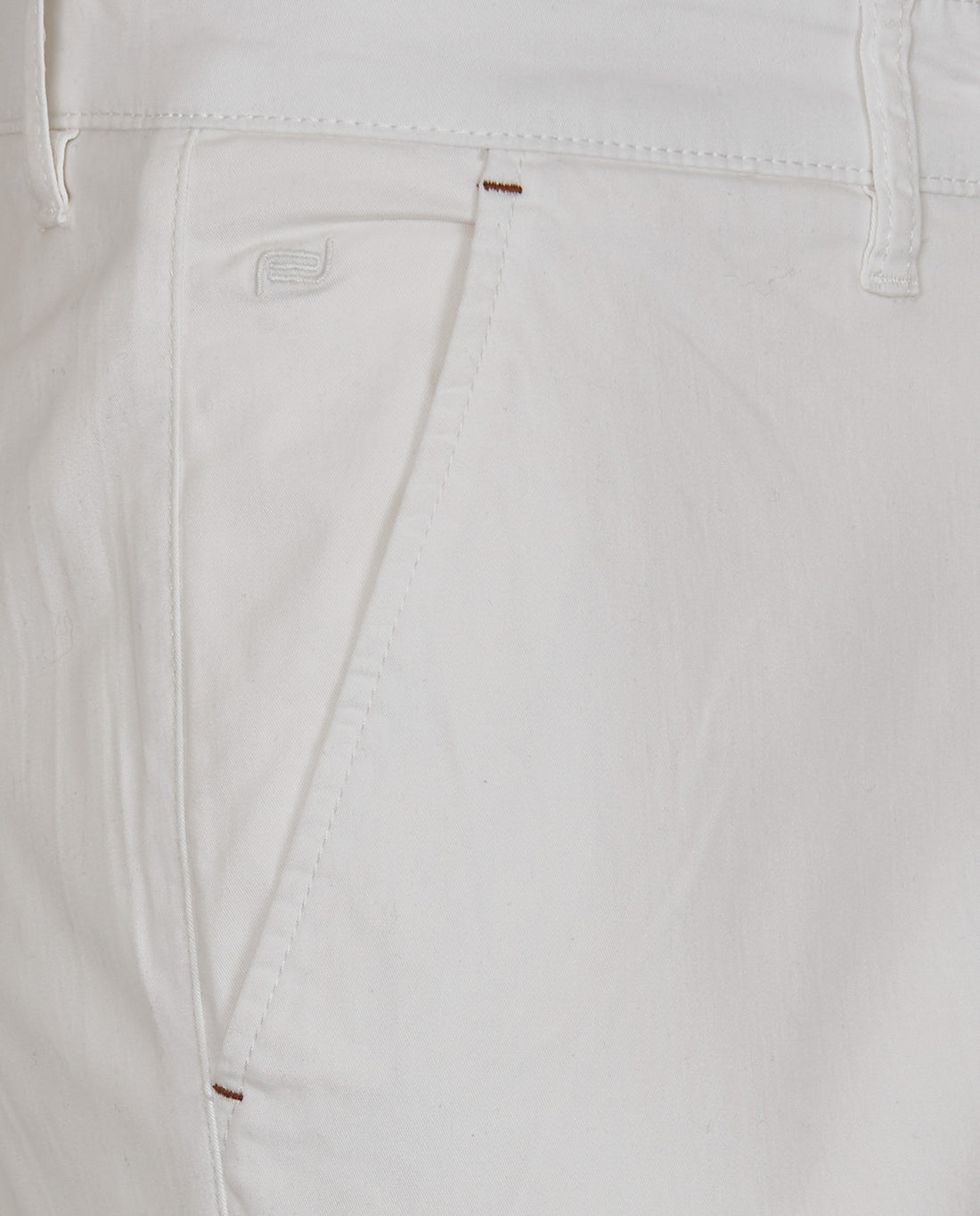 CNPTAKPBG0P2158WHITE